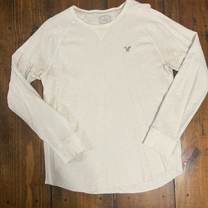 Men’s AEO tee